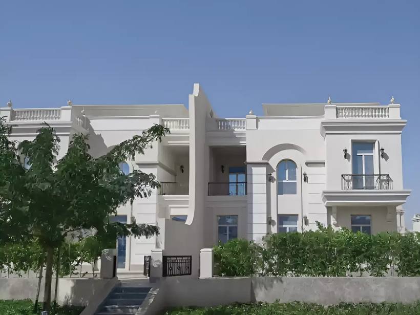 تاون هاوس 3 غرف 246 م² للبيع في جرانفيل — العاصمة الإدارية الجديدة